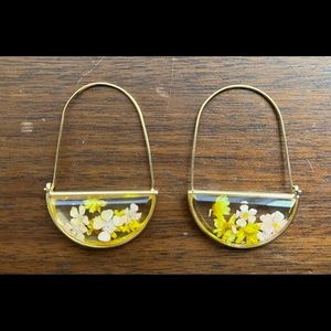 Anthropologie Gold Hoop Dried Flower Earrings